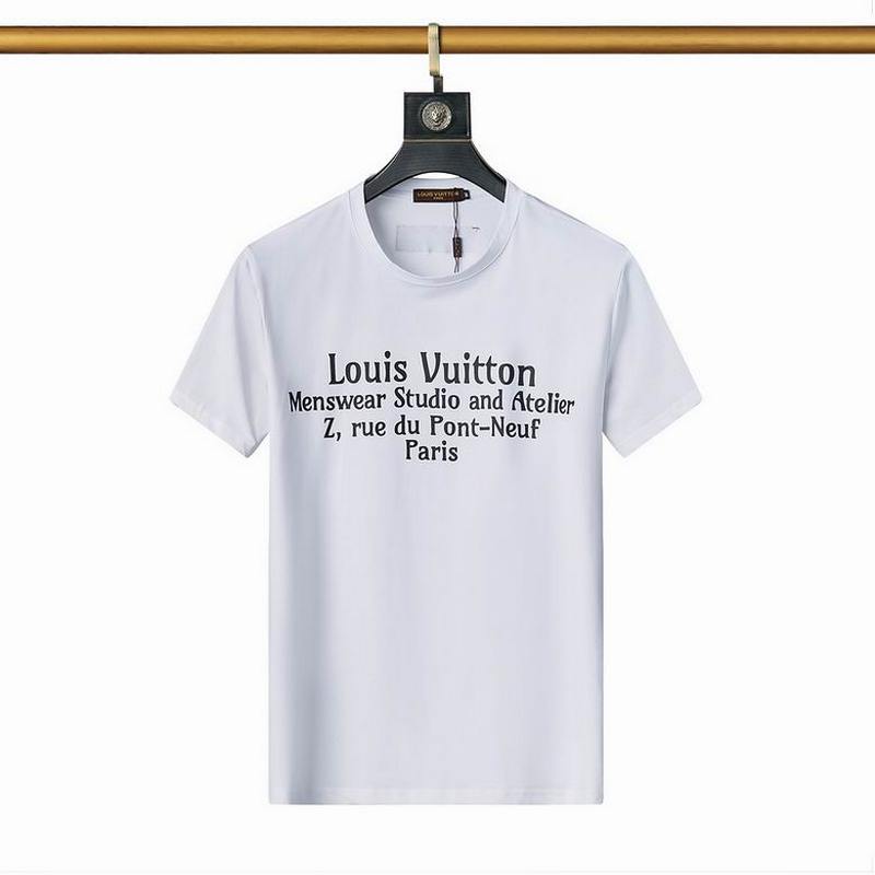 Louis Vuitton Men's T-shirts 1880